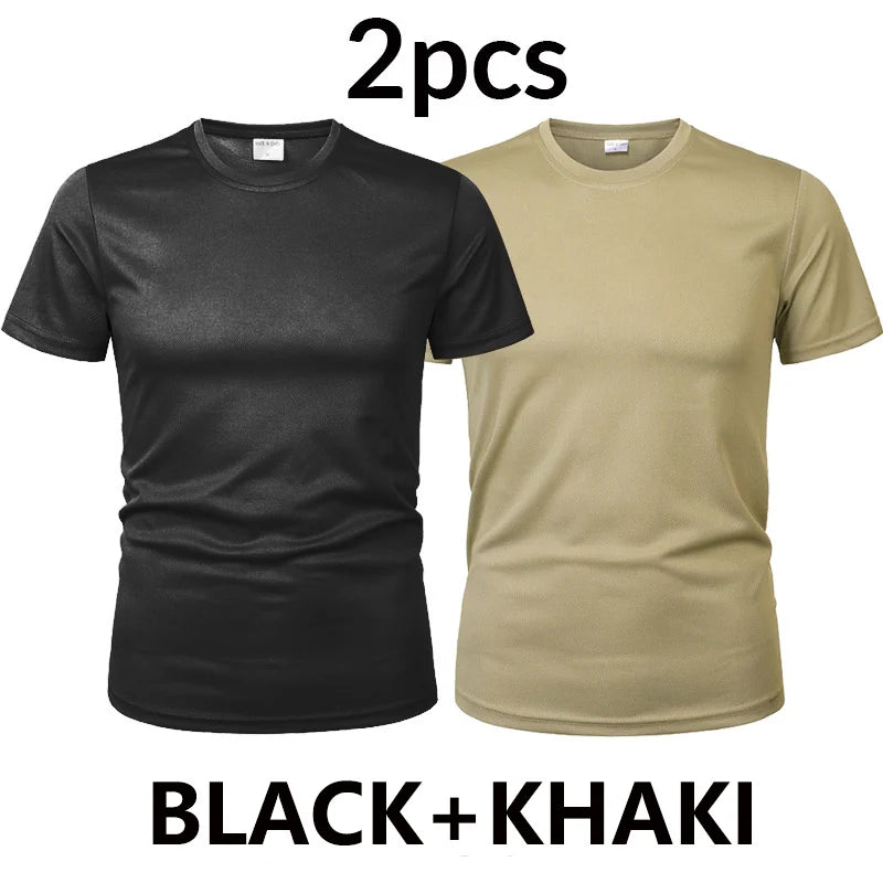 Safari-style casual T-shirt made for breathability and movement
