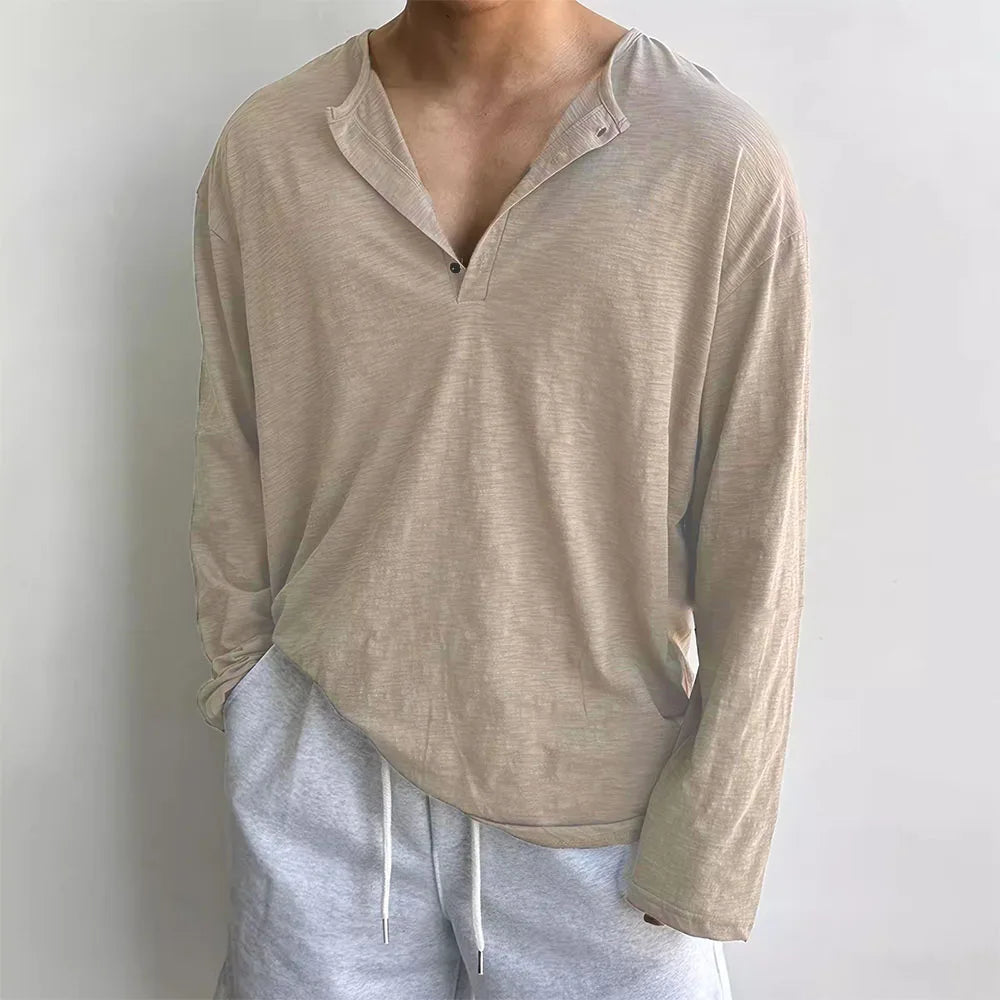 Loose cotton long sleeve men's shirt in soft breathable fabric