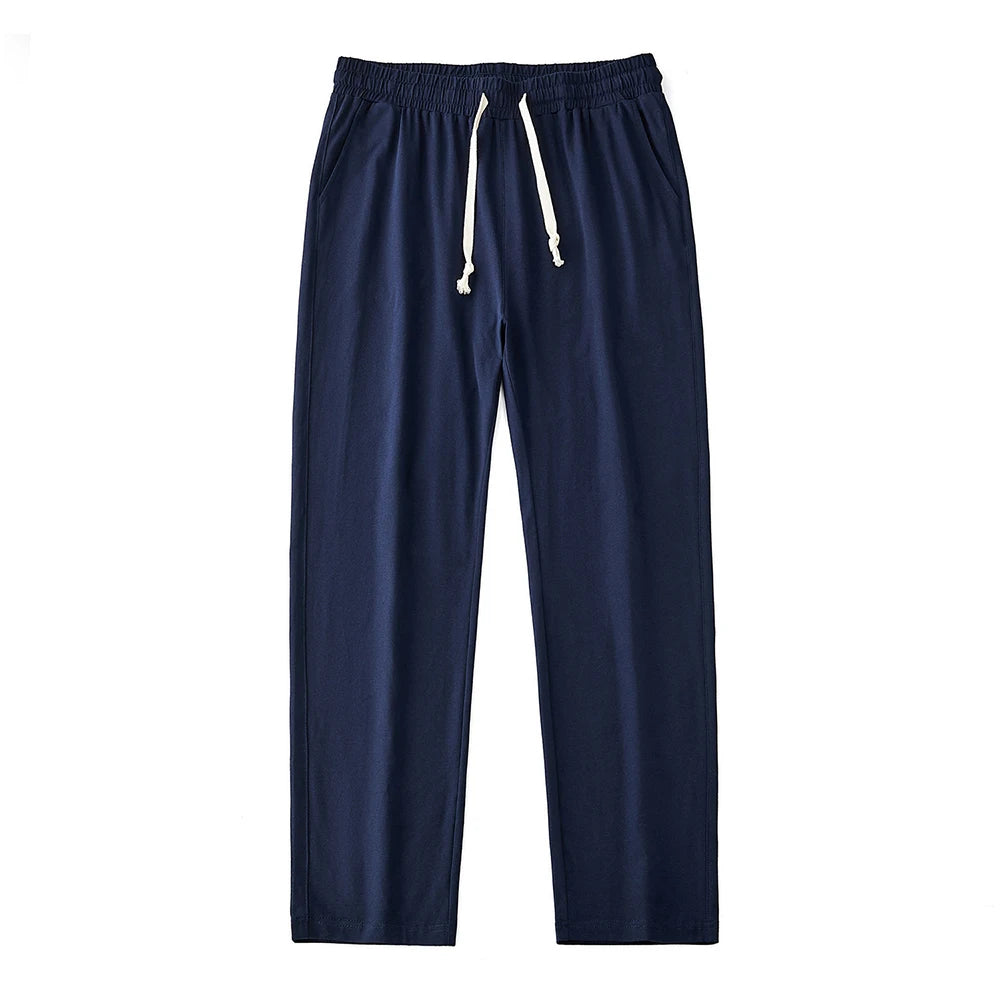 Midweight activewear pants ideal for spring and autumn seasons