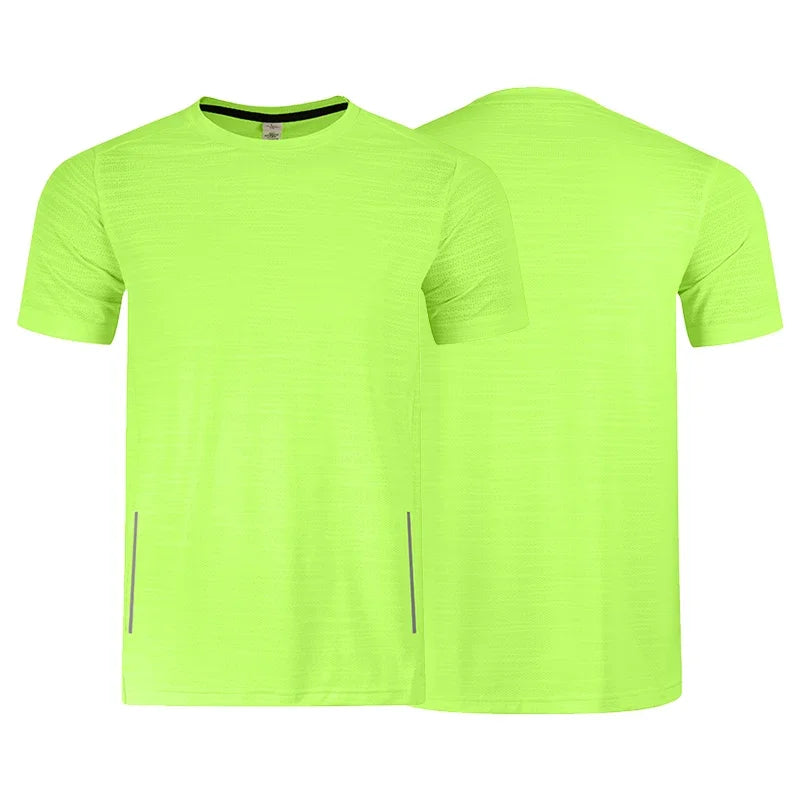 Short-sleeve fitness top for men with soft, quick-dry polyester fabric