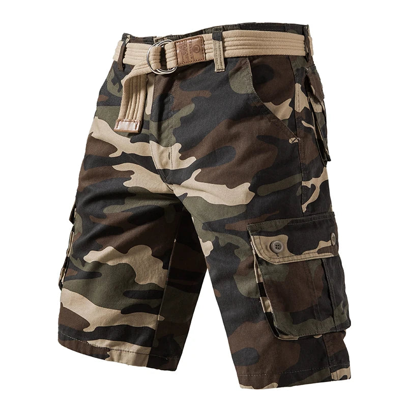 Practical outdoor cargo shorts featuring an easy-to-wear design