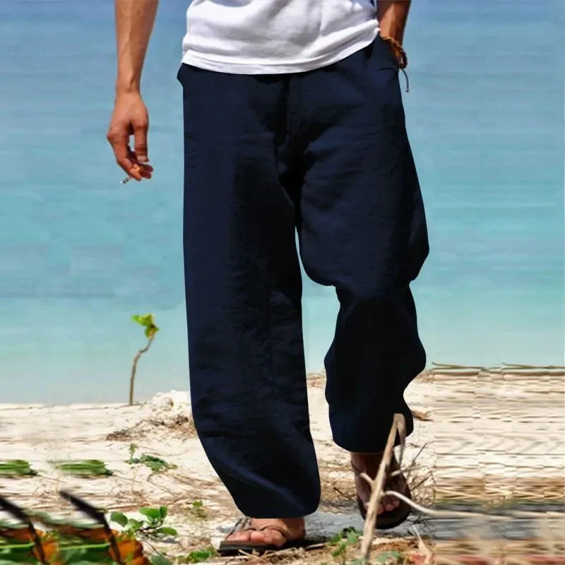 Men’s straight-leg breathable trousers perfect for outdoor leisure