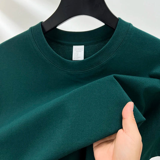 Men’s breathable loose-fit cotton summer tee in solid color