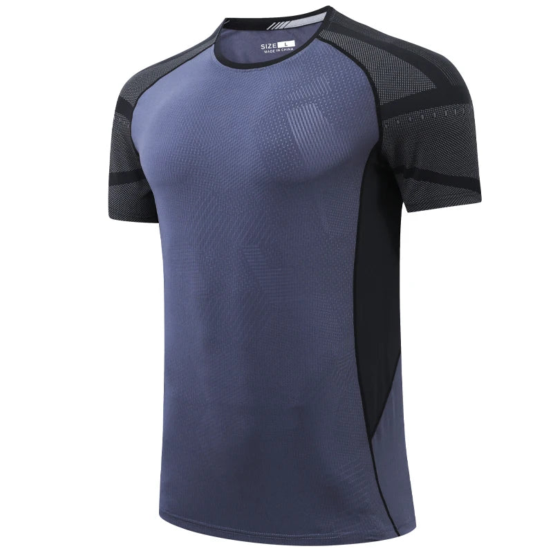 Men’s fitness shirt featuring raglan sleeves and moisture-wicking fabric
