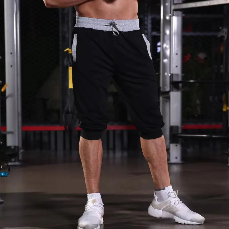 Adjustable drawstring waistband with a relaxed fit