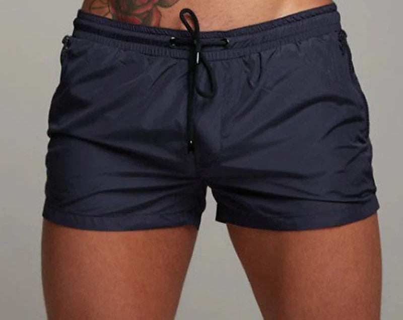 Lightweight and fast-drying beach shorts with pockets