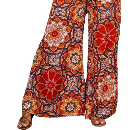 High waist printed pants in straight-leg silhouette with comfortable elastic waistband and floral design