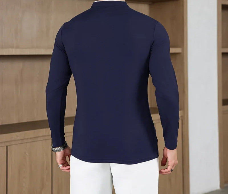 Breathable knit long sleeve T-shirt designed for seniors’ comfort
