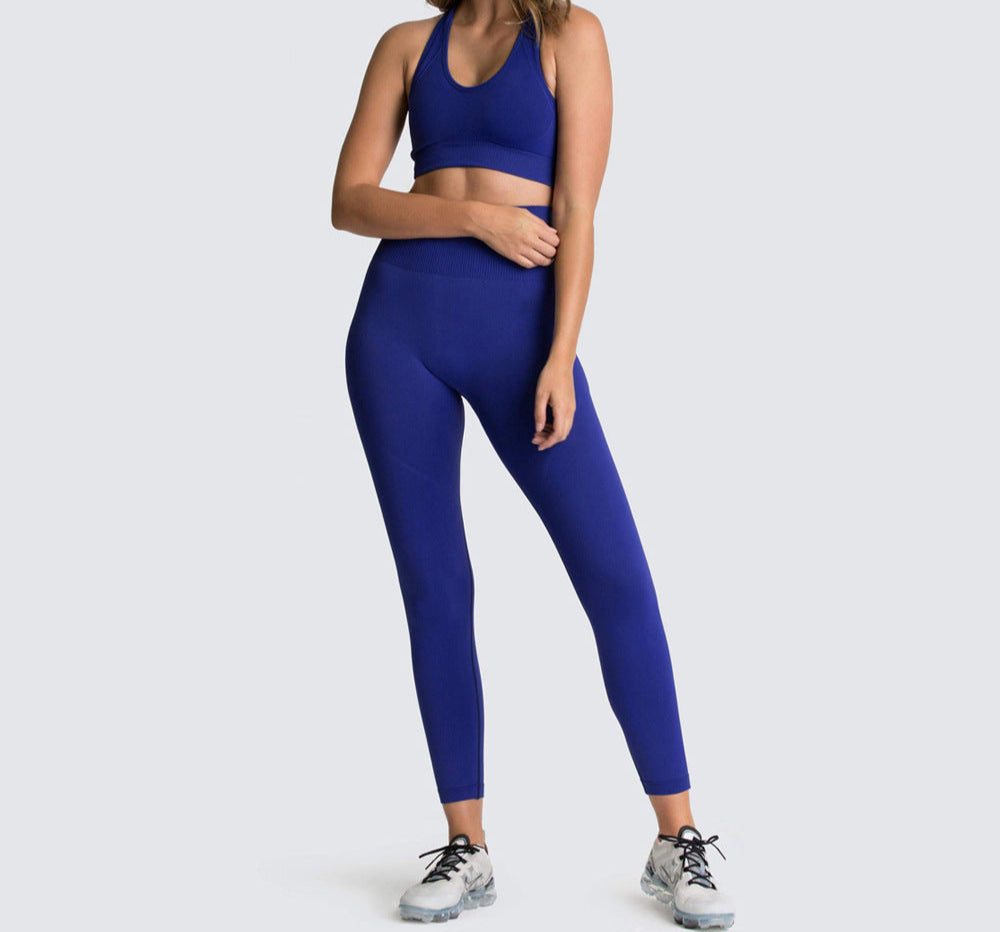 Women’s fitness set with compression fit