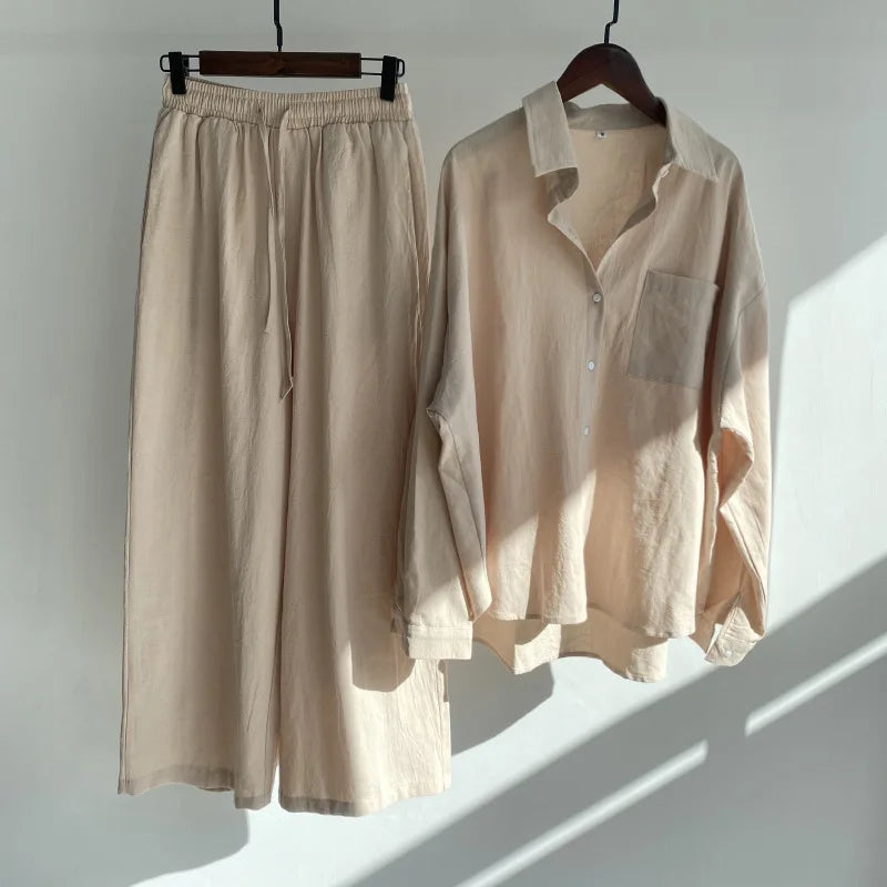 A classic, breathable outfit made from high-quality cotton and linen blend.